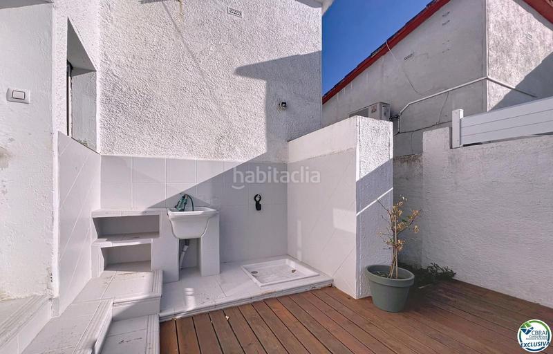 Foto 1cfe2e74-ffef-461c-9ec0-e2e34431c3e7. Casa amb piscina a Alberes Empuriabrava