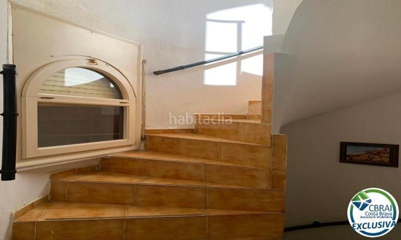 Foto c5b44fe5-22fb-4312-9e12-e9b1b230b0f1. Casa  semi adosada a reformar, con amarre privado y amplia terraza en Empuriabrava