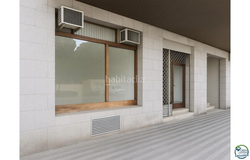 Foto d04beb6f-9d81-4ce9-875b-31fc3ed89016. Local comercial a Poble Nou-Olivar Gran Figueres