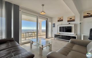 Casa  Canaries. Oportunidad única! casa con vistas espectaculares a la bahía, pi