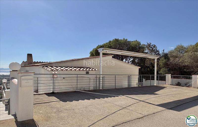 Foto 02ca81a7-2876-42d7-8507-285424d448d8. House with pool in Nord Roses