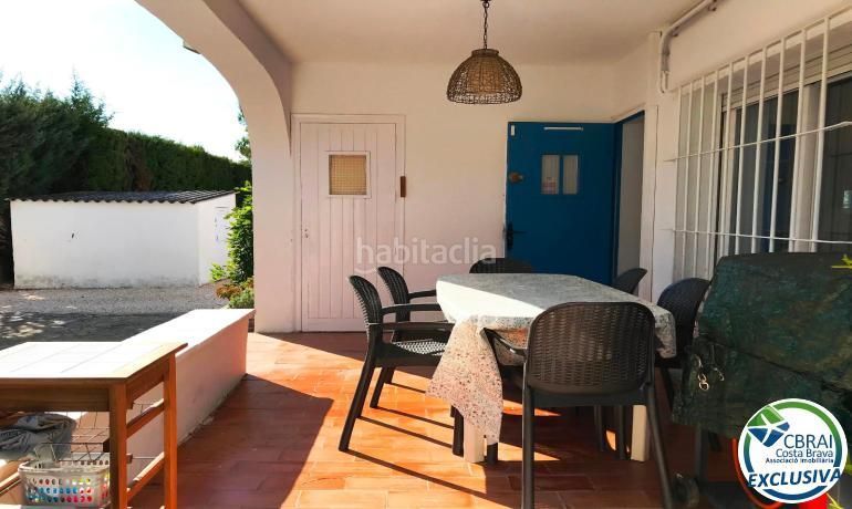 Foto 05ad86e8-b46f-4fc6-9464-2f969c96f5f7. Casa amb piscina a Nord Roses
