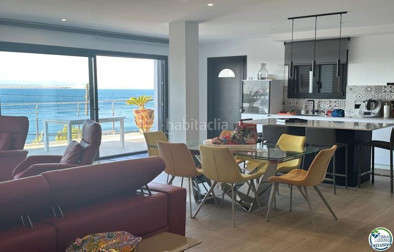 Foto 0897d626-b52a-40db-8870-74342a61fff9. Casa amb piscina a Puig Rom-Canyelles-Almadrava Roses