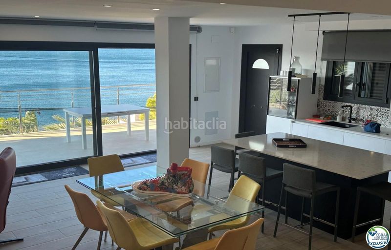 Foto a6da5f30-7459-4e2a-8a31-80d5e7ceb53b. Casa amb piscina a Puig Rom-Canyelles-Almadrava Roses