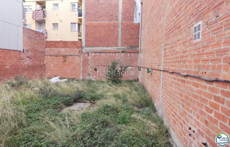 Foto 7d69ad39-e4dd-4d65-8d86-7541a6a70e24. Terreny residencial a Eixample-Horta Capallera Figueres