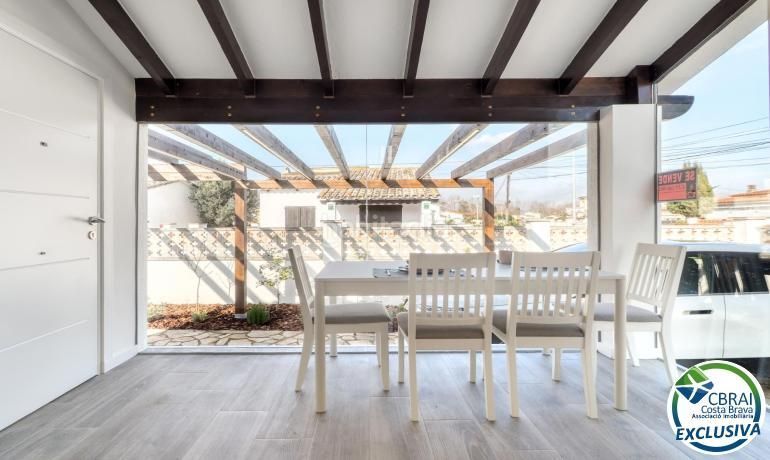 Foto fdc5fd24-b6f7-49eb-ae6a-c5838909b9bd. Casa a Carlit - Montseny Empuriabrava