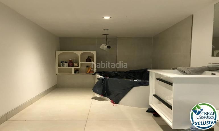 Foto f3e81652-c72a-40fc-a64e-57cc951e1fe3. Local comercial a Nord Roses