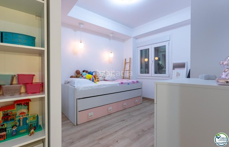 Foto 51d516d2-d8ae-401f-a675-4da39c5611a7. Apartamento en de madrid 35 apartamento reformado con 3 habitaciones a 100 m de la playa . en Roses