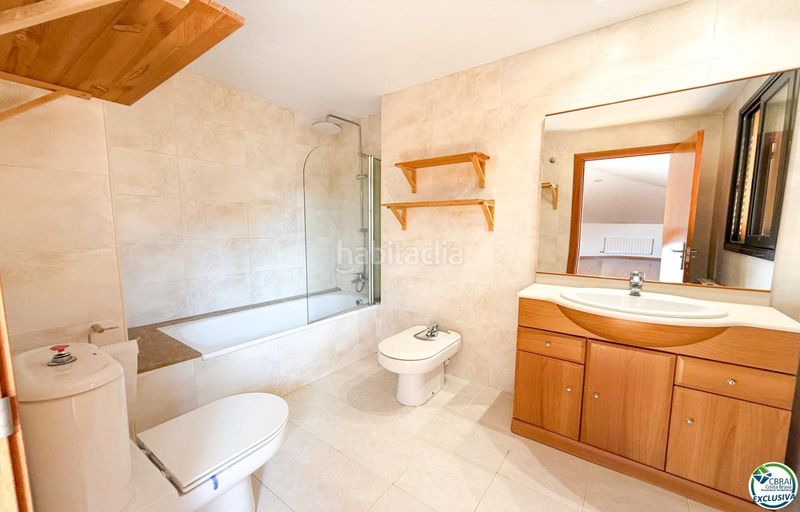 Foto 1e756b75-03be-48c0-8d78-95fb28d696eb. Apartament a pujades 49 a Creu de la Mà Figueres