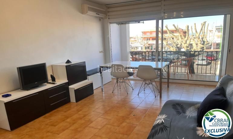 Foto ae09474a-99fc-4c10-a81d-e0e9331c826a. Apartament a gran reserva carrer de les flors 3 a Empuriabrava