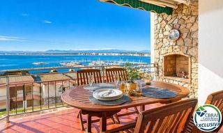Appartement  Francesc alegre. Exclusiva vivienda con vistas panorámicas al mar y al puerto de