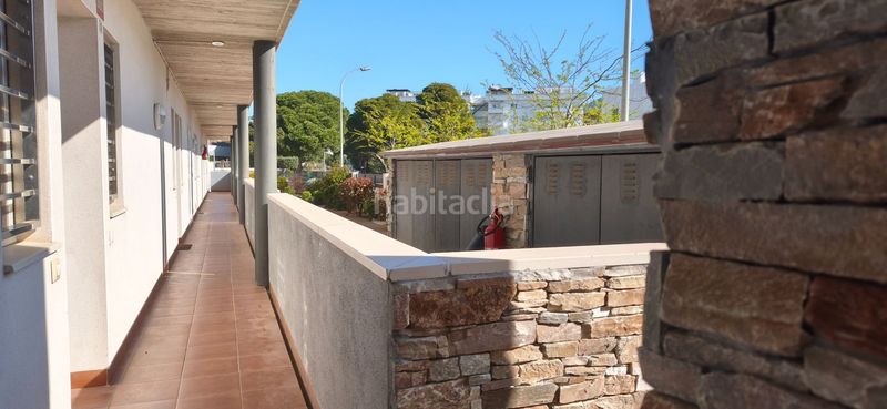 Foto bafea45a-a011-4a39-a7a9-3c1e26cb44f1. Apartament amb calefacció piscina a Santa Margarida Roses