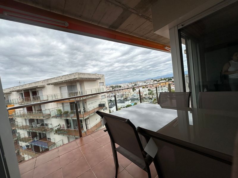 Foto bf482741-cb54-4459-8b79-527d40d4fec8. Apartament amb calefacció piscina a Santa Margarida Roses
