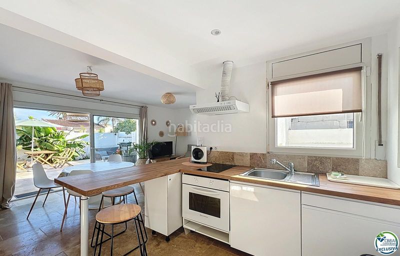 Foto d0664421-709e-43f8-992b-8420b06cca6b. Casa amb piscina a Alberes Empuriabrava