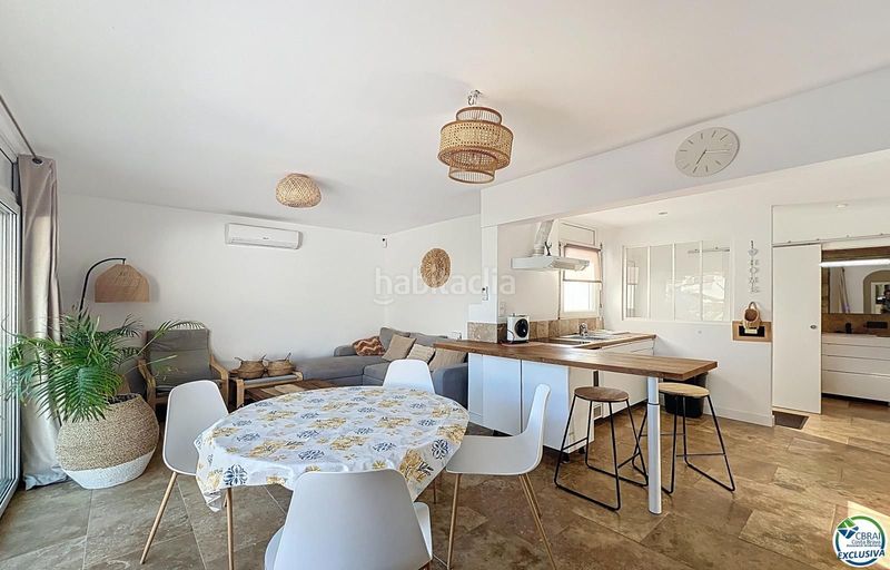 Foto d156a2ae-b96d-415b-8540-0fcd6ab0a7db. Casa amb piscina a Alberes Empuriabrava