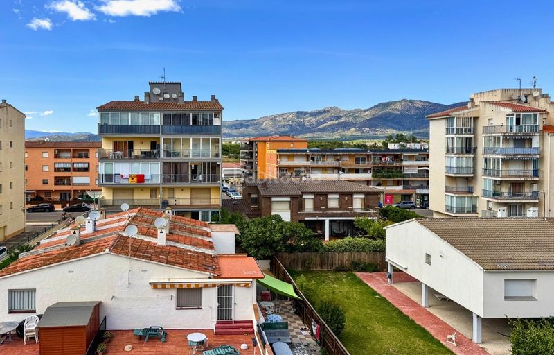 Foto f9b3488f-029a-4d6b-995f-118c78465fa1. Apartament a Santa Margarida Roses