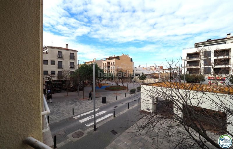 Foto ba29ec0e-e7b5-4eb5-b5eb-b8e0d7ec7189. Apartament a Centre Roses
