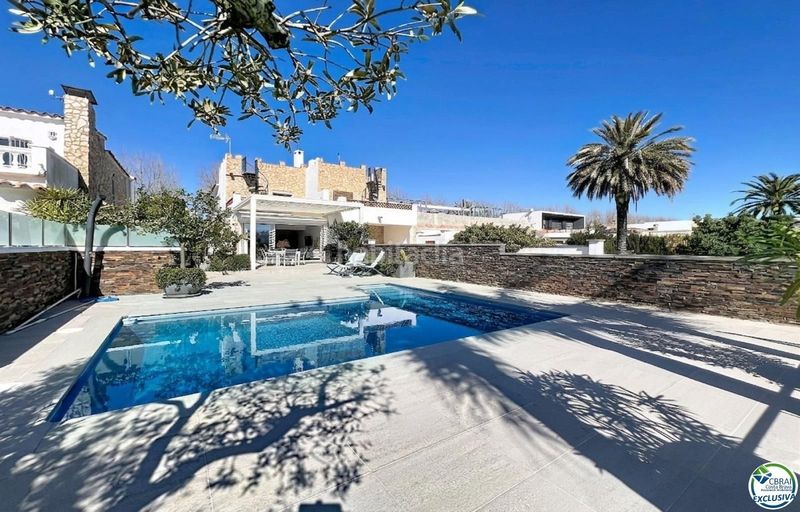Foto 58b5d35c-0ea1-4bee-9f84-50335b210170. Casa amb piscina a Tordera - Fluvià - Llobregat Empuriabrava