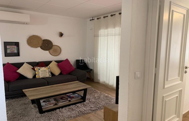 Foto 31dd62a7-d0aa-412b-92c7-d9558f7053e6. Apartament a Centre Roses