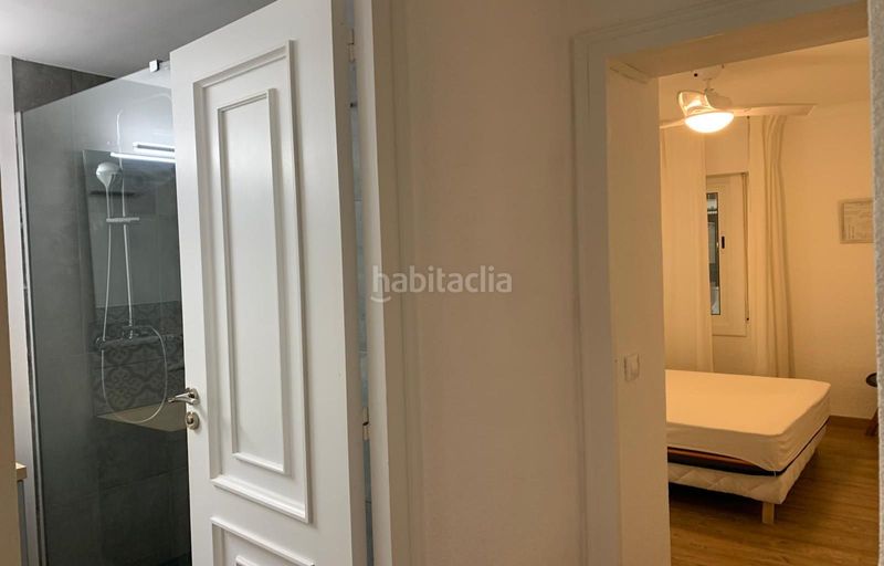 Foto 4481cd62-de75-4269-86f6-0e484e74b6e4. Apartament a Centre Roses