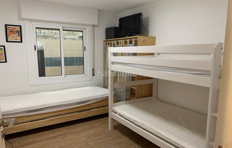 Foto 61ff607f-3602-4ee8-b558-677625c7adc0. Apartament a Centre Roses