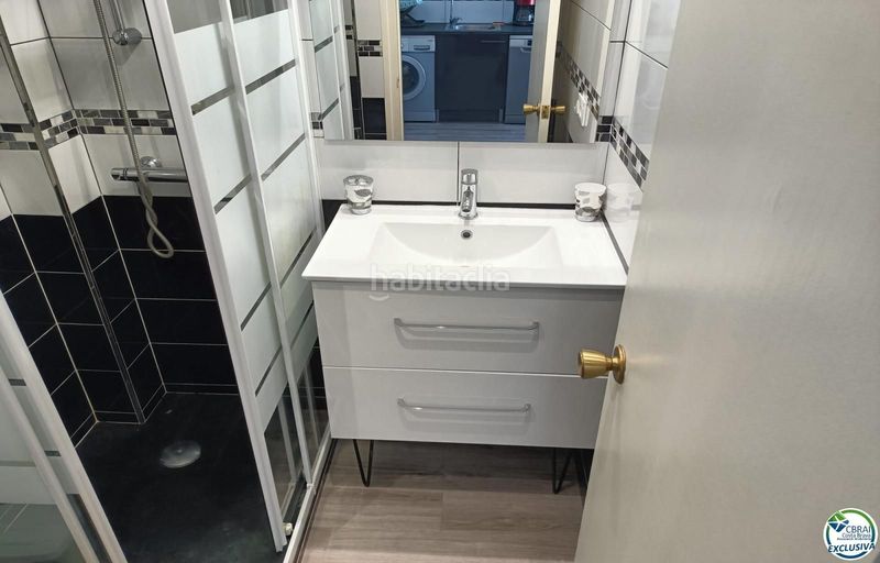 Foto 0d09d275-b97d-4fd8-95e8-7ecc903b75c4. Apartament a Alberes Empuriabrava