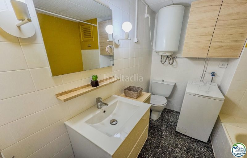 Foto 4f3ea1af-fd8d-4c3e-ba07-d46d9b762a76. Studio in de l'alhambra 47 in Nord Roses