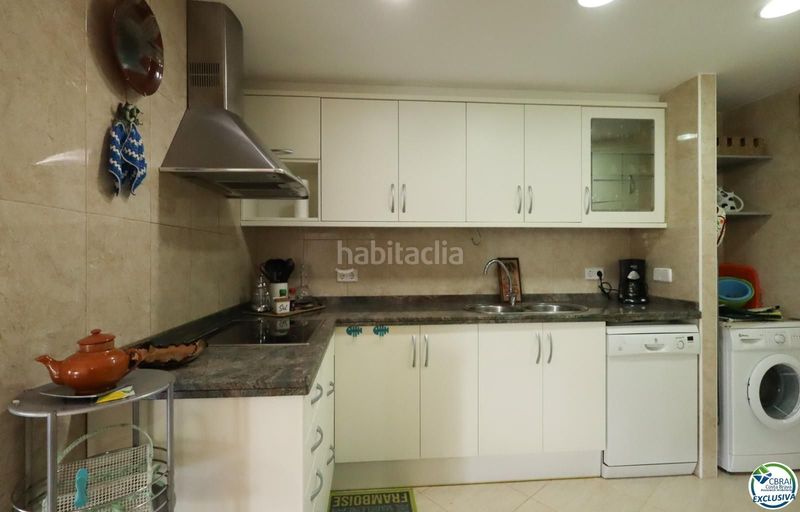 Foto 0af63a74-5694-4614-9adb-4a06cada6574. Apartament a La Vila Llançà