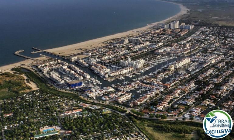 Foto e7803fbc-9036-4e16-b7b8-6d9ae67e0070. Apartament a Muga - Gran Reserva - Badia Empuriabrava