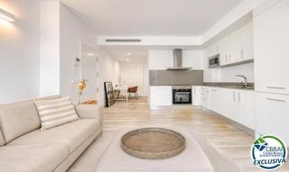 Apartment in Raval dels grecs 21. Oportunidad en roses centro piso del 2020 con garaje opcional
