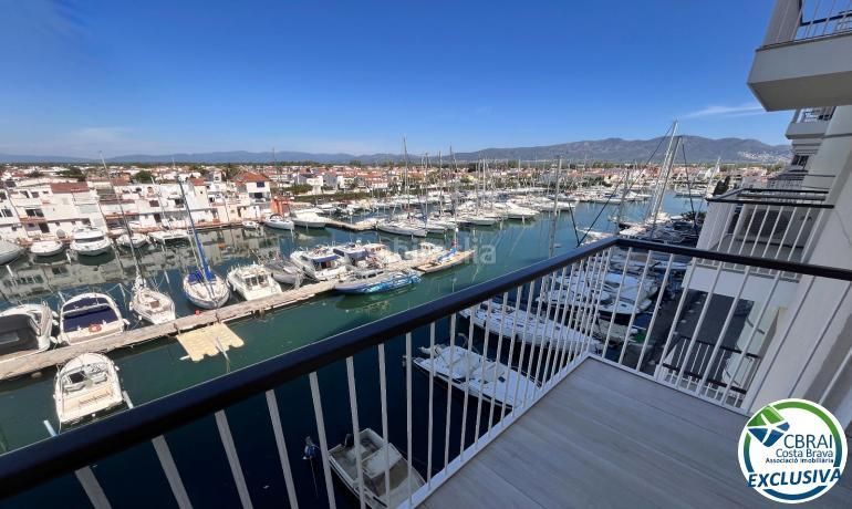Foto d446630f-3b74-4f11-86d5-1fbdd2d2c836. Apartament a Port Grec - Port Moxó Empuriabrava