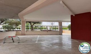 Aparcament cotxe  De miguel de cervantes. Plaza de aparcamiento en venta  centro santa margarita