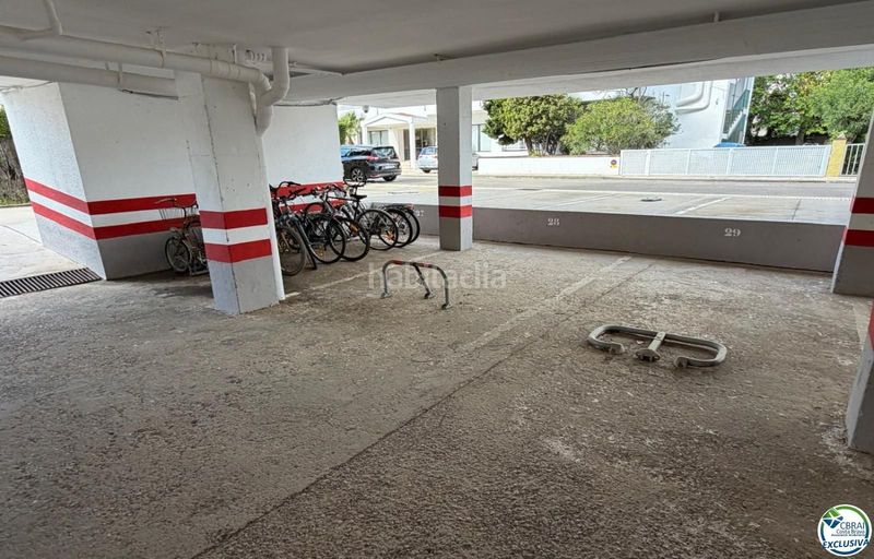 Foto 193001ba-3b89-4c78-b225-2e9c6dca828e. Aparcament cotxe a Santa Margarida Roses