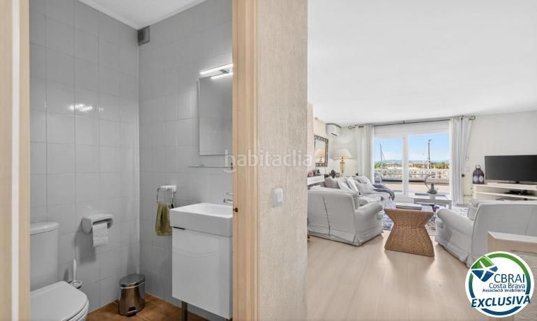 Foto c4989ed1-3c7f-4cb2-a31e-e3f58da61c13. Apartament a cavall de mar 42 a Salins - Cavall de Mar Empuriabrava