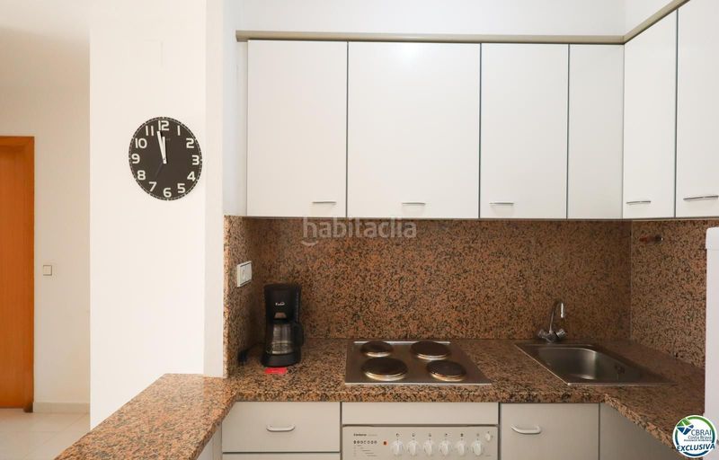 Foto 97cfa410-65ae-4e6c-9d48-b3c87e1d3ae2. Apartament a El Port Llançà
