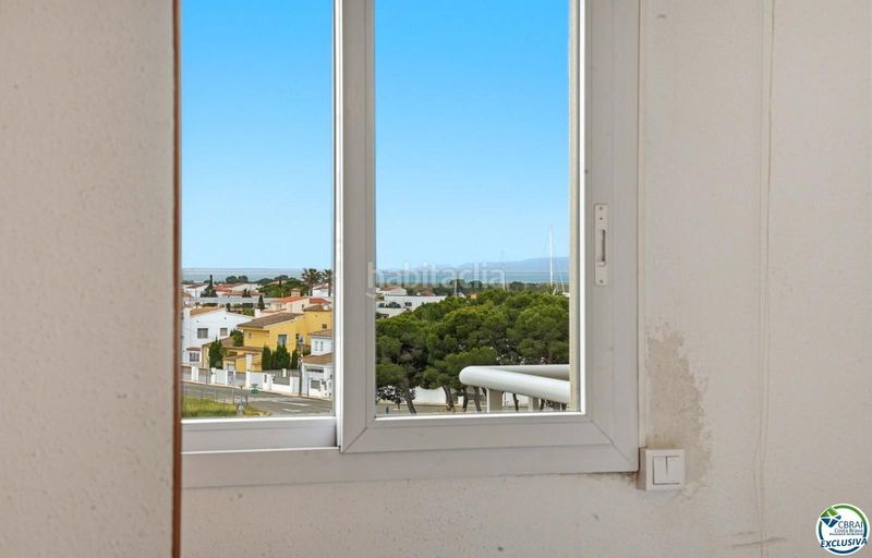 Foto 6c95a67f-ce22-4e8b-b33b-5d9ca9a16b96. Apartament a Santa Margarida Roses