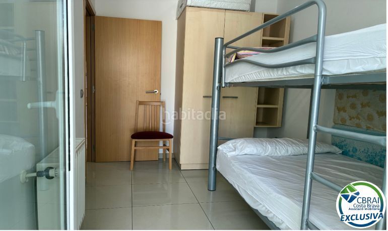 Foto 923adf44-f483-46a2-a47a-2e7973e0cc36. Apartament a Centre Roses