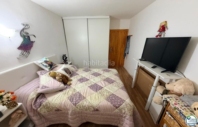 Foto 004e207b-9f92-487e-8697-00f8ffe19188. Apartament a Centre Roses