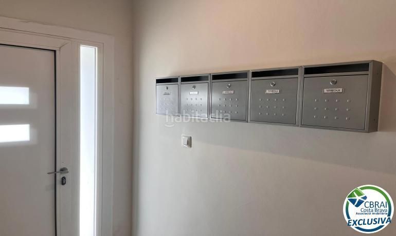 Foto 90c6d136-1ce8-4f9e-a9d9-3ad5aae034b4. Apartament a Centre Roses