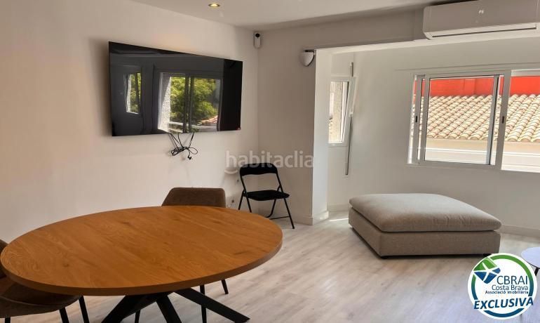 Foto fbca762a-3fed-422a-9ddf-0b03c1d2c55a. Apartament a Centre Roses