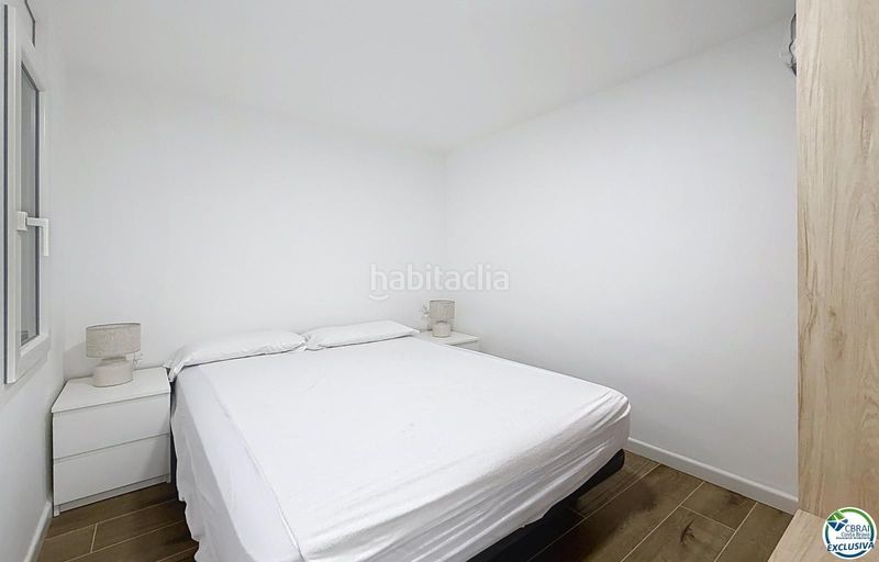 Foto 4f961106-ce55-47a1-92a4-7c5eed61b04f. Apartament a Centre Roses