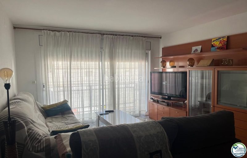 Foto 98e0c5b8-4376-4379-a206-8410b80c079c. Apartament a Centre Roses
