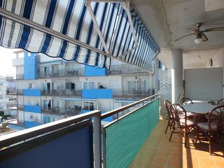 Apartament  Del port marina. Apartamento con piscina, amplia terraza y parking en santa marga