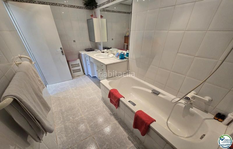 Foto 96ef0030-fdce-4263-8f52-eb1e9cc7afbf. Apartament a Salins - Cavall de Mar Empuriabrava