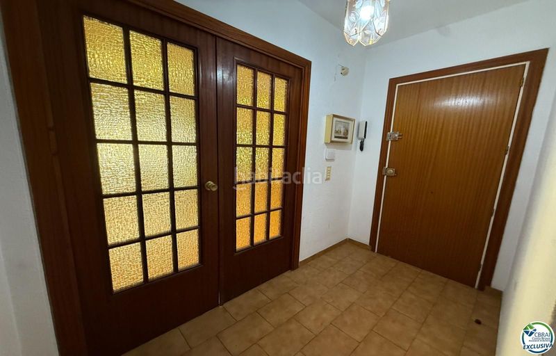 Foto 52691a7f-ff61-4461-8072-f924408497bf. Apartament a Centre Roses