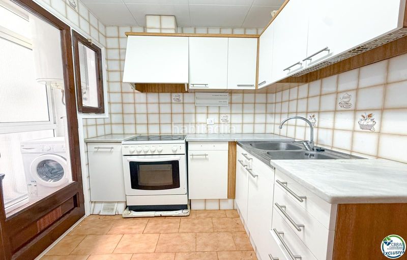Foto 8bfebad9-7cf2-4388-b4cd-eb37324a8a6b. Apartament a Centre Roses