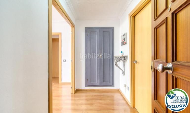 Foto 3d148a11-adcc-491c-b860-e26ed1565a9c. Apartament a Centre Roses