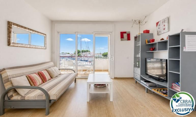 Foto 8927c110-36a8-4211-b715-4e3312714c3b. Apartament a Santa Margarida Roses