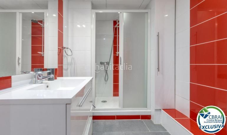 Foto 9247beff-7def-425f-9bd0-74a554688767. Apartament a Santa Margarida Roses