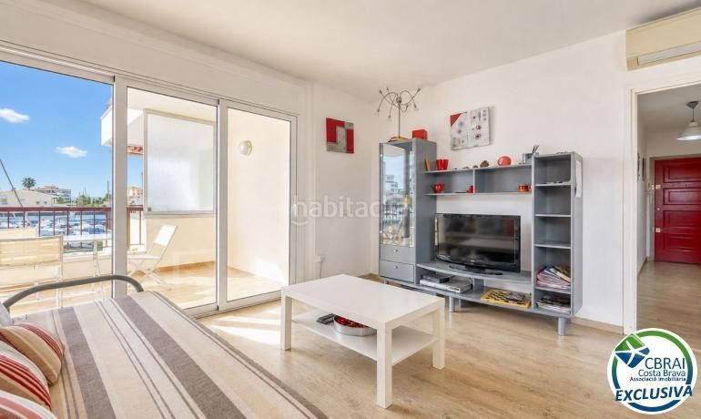 Foto 9884ff1b-ba35-49c3-8318-12e32ac36551. Apartament a Santa Margarida Roses